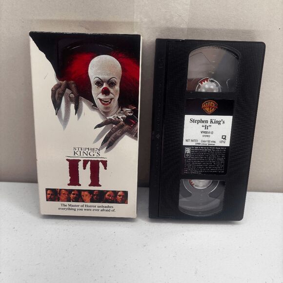 Stephen King's IT 1990 VHS Hi-fi (Horror, Tim Curry) Not Rated - Picture 1 of 5
